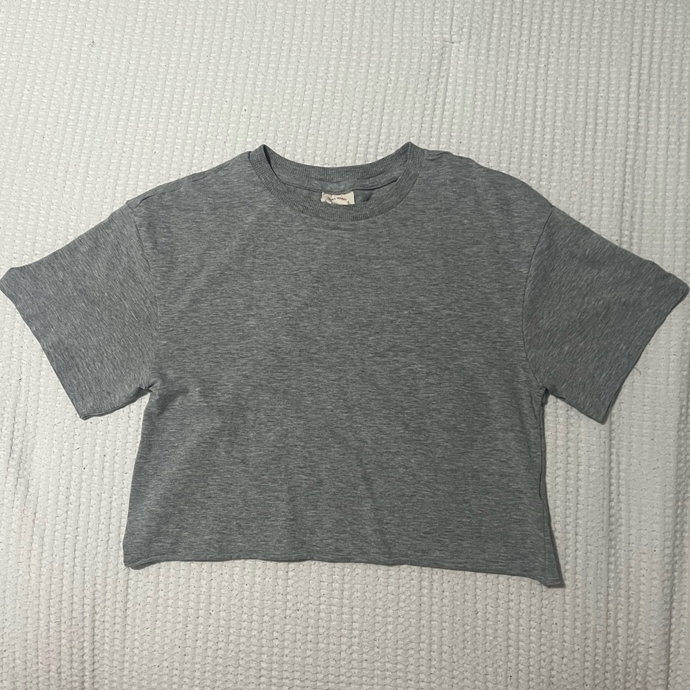 Urban Rebel Gray Cropped Tee